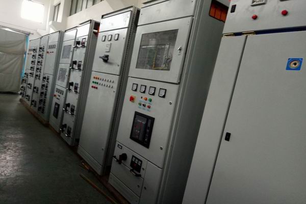 呼兰配电柜-3683厂家配电柜的基本作用有哪